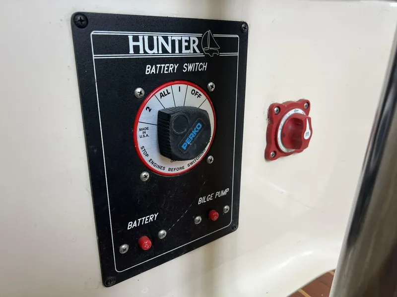 Slide: The Image of Hunter 280 1996 - 5902076