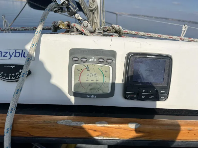 Slide: The Image of Hunter 280 1996 - 5902185