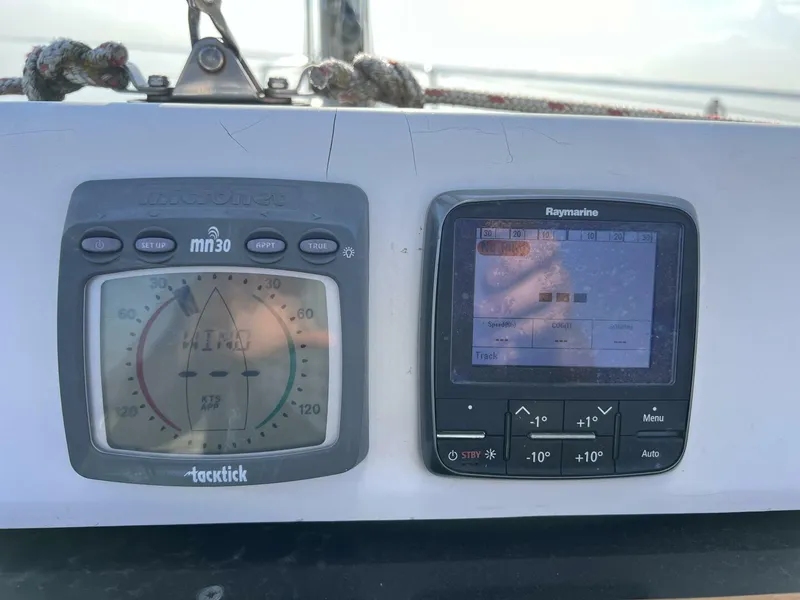 Slide: The Image of Hunter 280 1996 - 5902217