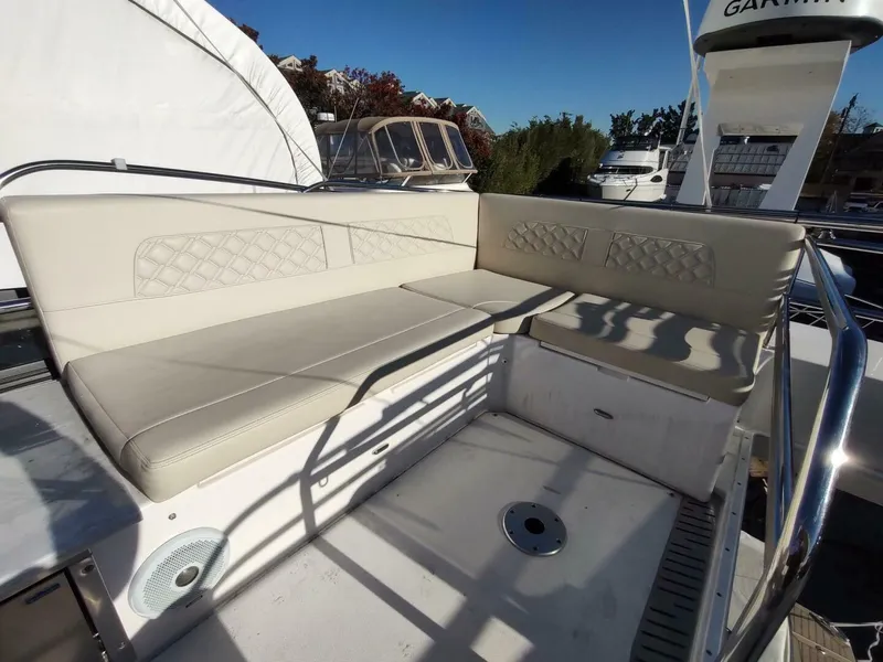 Slide: The Image of Regal 42 Fly 2021 - 5860246