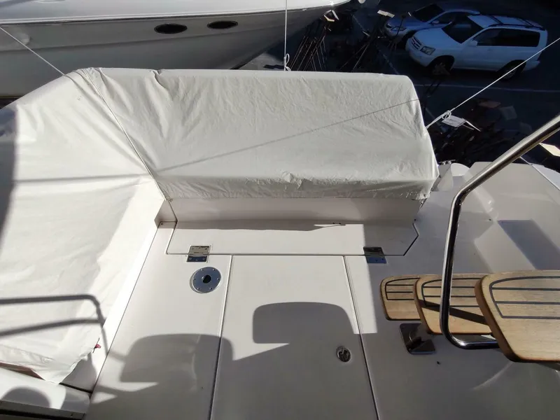 Slide: The Image of Regal 42 Fly 2021 - 5860253