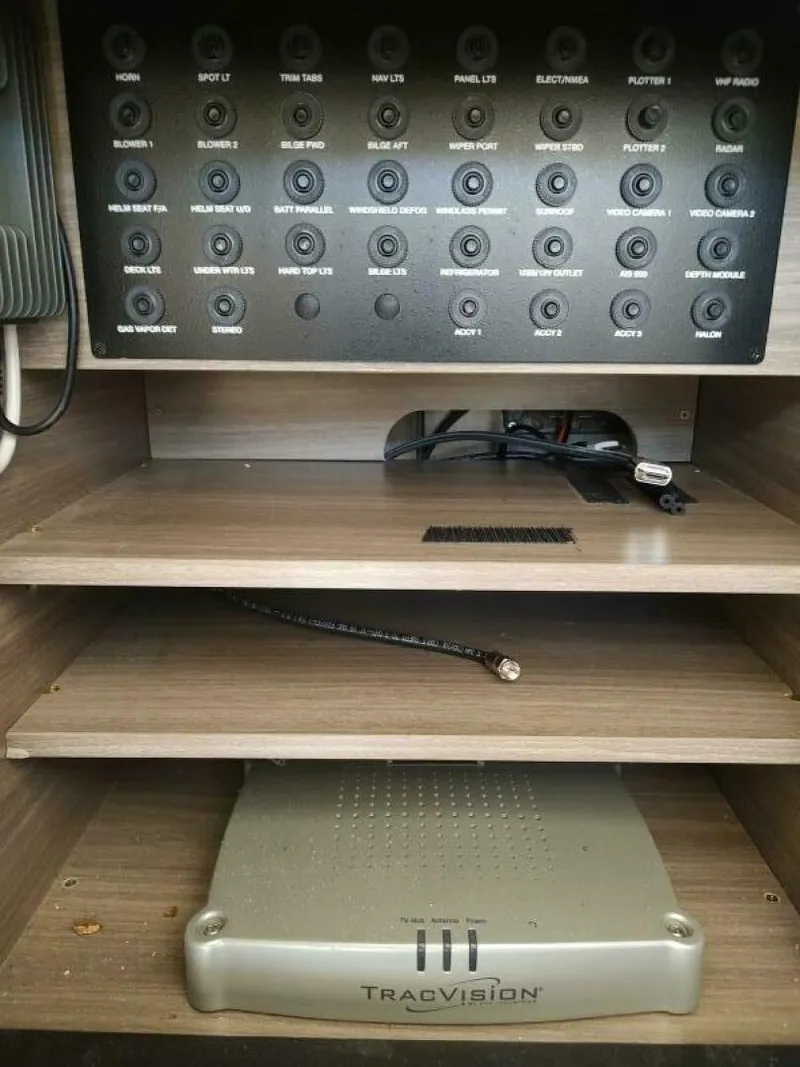 Slide: The Image of Regal 42 Fly 2021 - 5860293