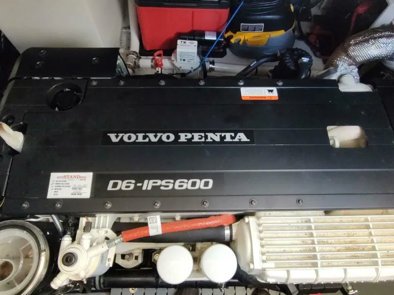 Slide: The Image of Regal 42 Fly 2021 - 5860299