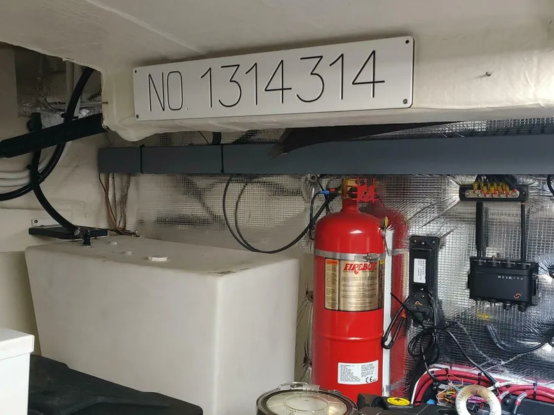 Slide: The Image of Regal 42 Fly 2021 - 5860311