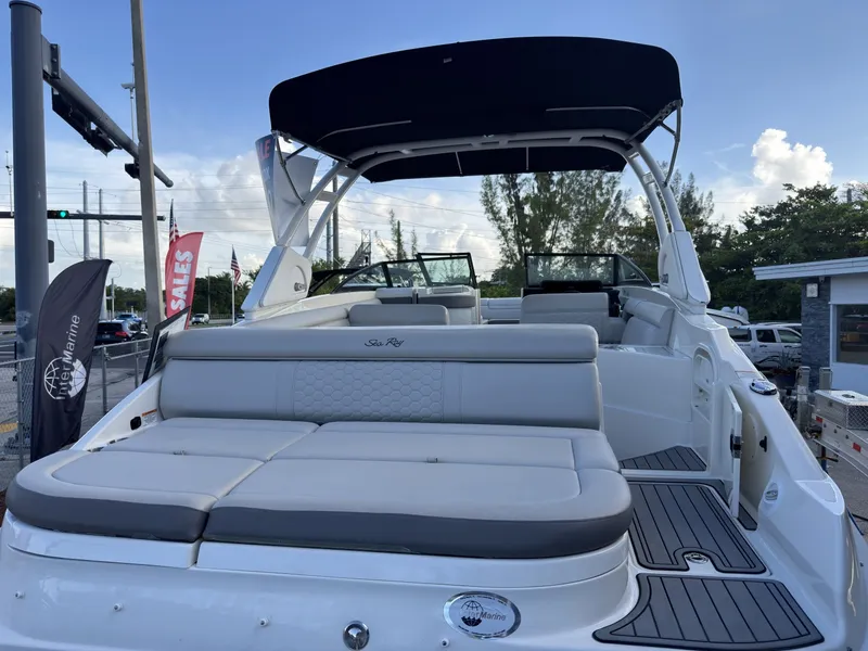 Slide: The Image of Sea Ray SDX 270 2021 - 7308563