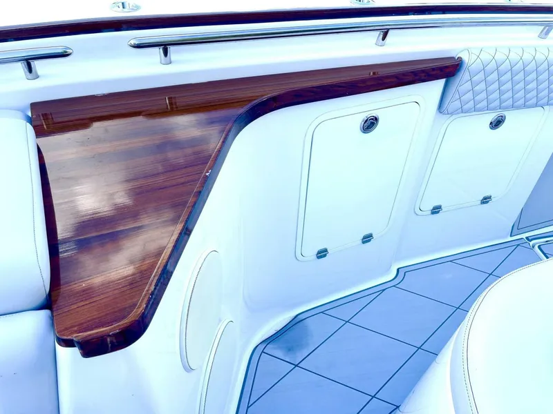 Slide: The Image of HCB 48 Campeon 2024 - 5870370