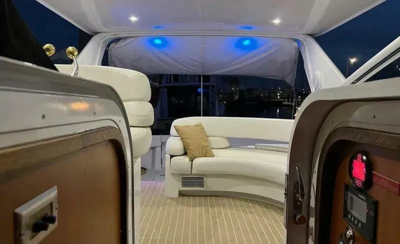 Slide: The Image of Hatteras 39 Sport Express 1996 - 5864243