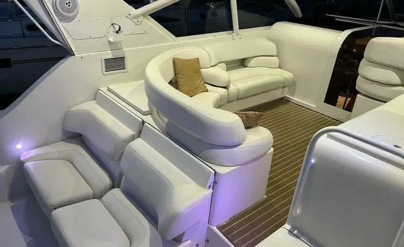 Slide: The Image of Hatteras 39 Sport Express 1996 - 5864244