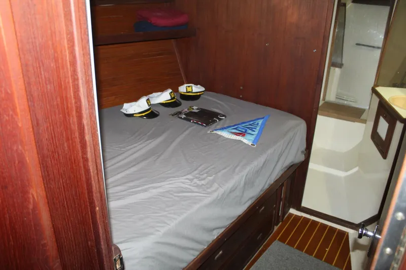 Slide: The Image of Catalina 42 1990 - 5862000