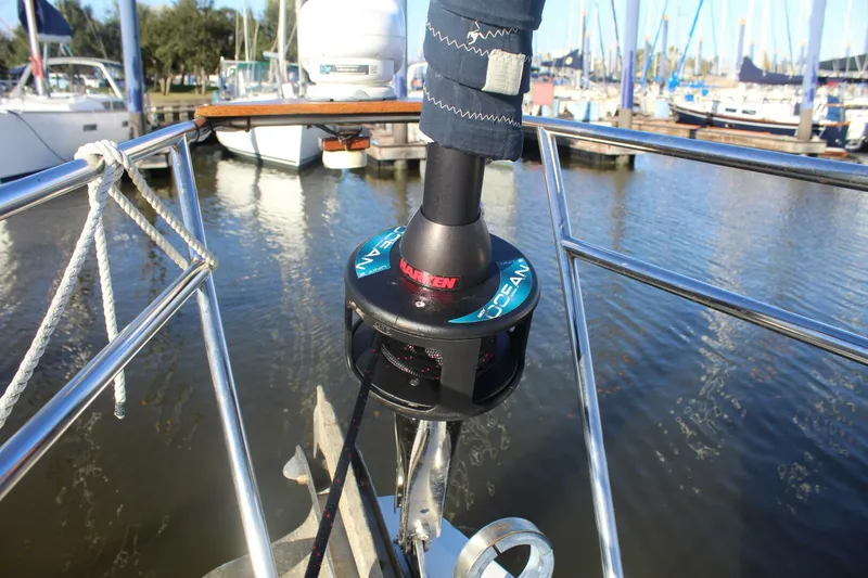 Slide: The Image of Catalina 42 1990 - 5862021