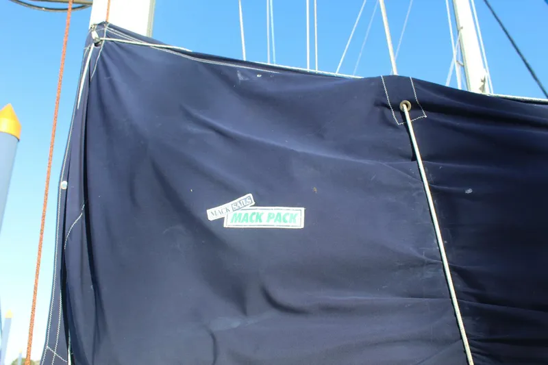 Slide: The Image of Catalina 42 1990 - 5862028