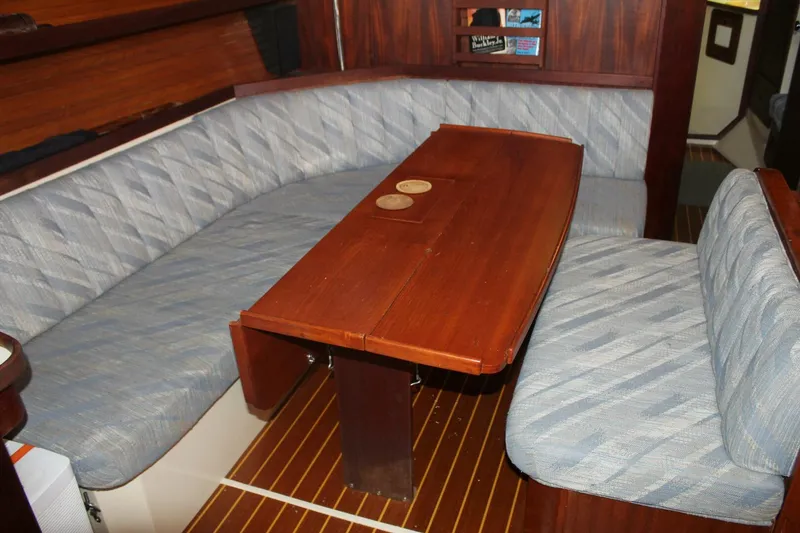 Slide: The Image of Catalina 42 1990 - 5861995