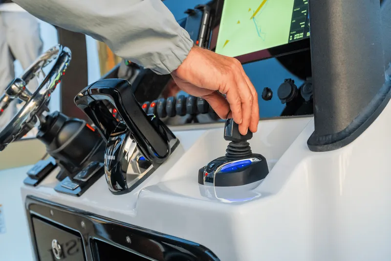 Slide: The Image of Yamaha 255 FSH Sport H 2025 - 54