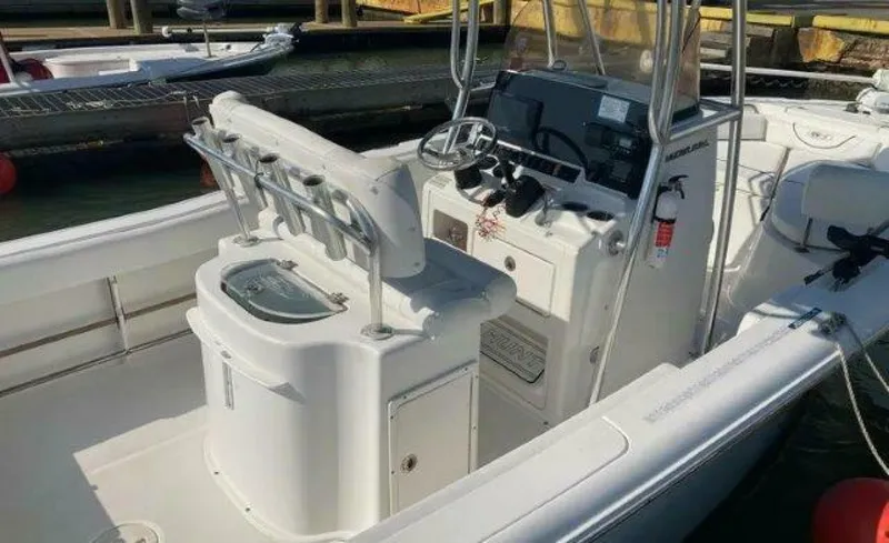 Slide: The Image of Sea Hunt Ultra 234 2017 - 5862050