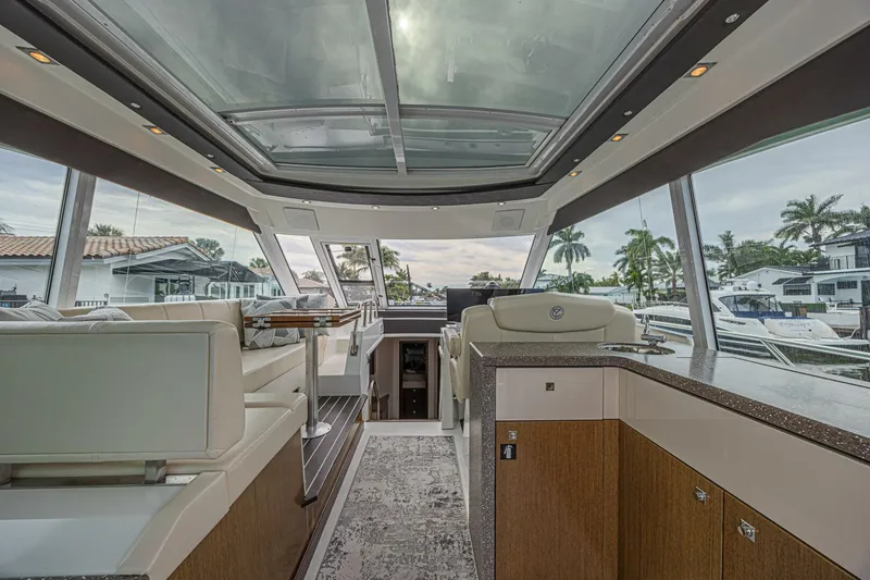 Slide: The Image of Cruisers Yachts 48 Cantius 2012 - 5862076