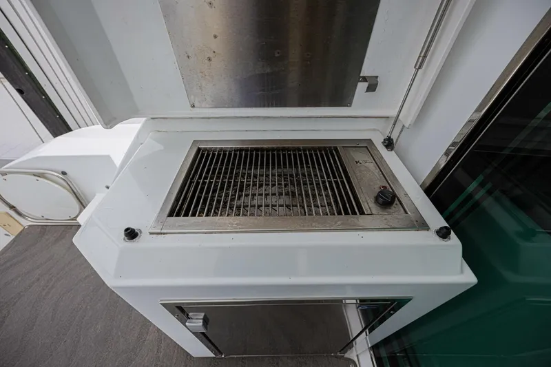 Slide: The Image of Cruisers Yachts 48 Cantius 2012 - 5862101