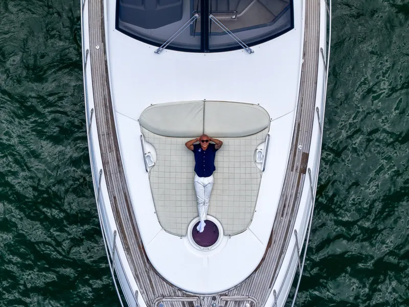 Slide: The Image of Azimut 64 FLY 2012 - 5862163