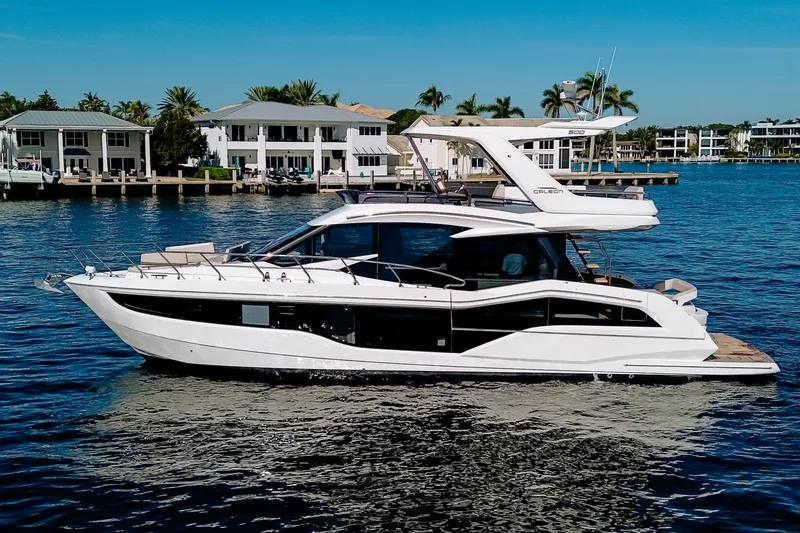 Slide: The Image of Galeon 500 FLY 2026 - 5878415