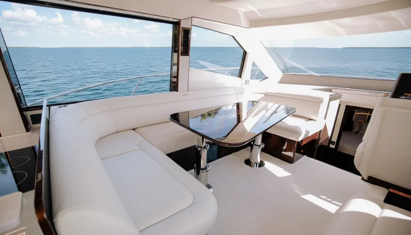 Slide: The Image of Galeon 500 FLY 2026 - 5878440