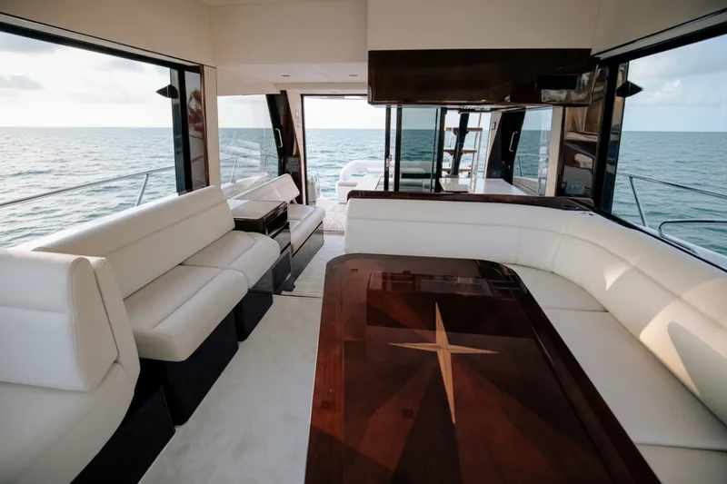 Slide: The Image of Galeon 500 FLY 2026 - 5878441