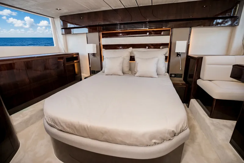 Slide: The Image of Galeon 500 FLY 2026 - 5878450