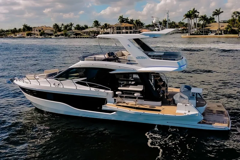 Slide: The Image of Galeon 500 FLY 2026 - 5878420
