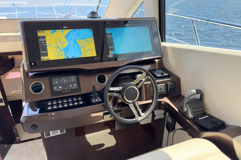 Slide: The Image of Galeon 500 FLY 2026 - 6768446