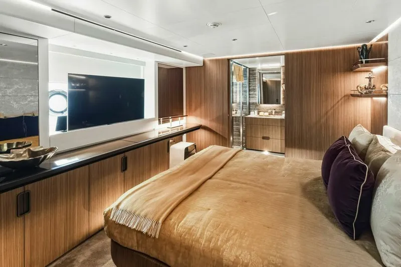 Slide: The Image of Custom CL120 2018 - 5862747