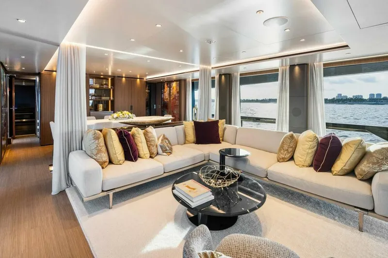 Slide: The Image of Custom CL120 2018 - 5862695