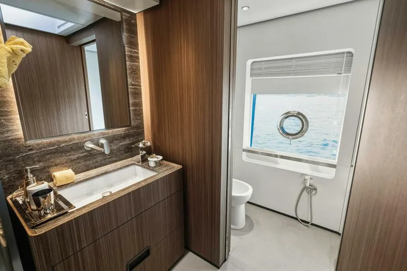 Slide: The Image of Custom CL120 2018 - 5862727