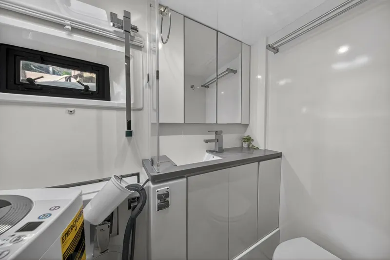 Slide: The Image of Leopard 45 2019 - 5887787