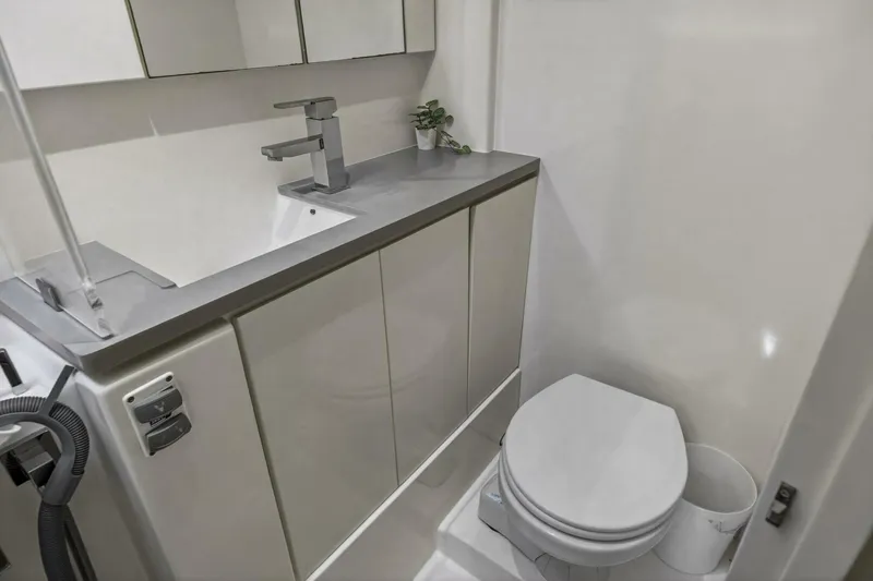 Slide: The Image of Leopard 45 2019 - 5887789