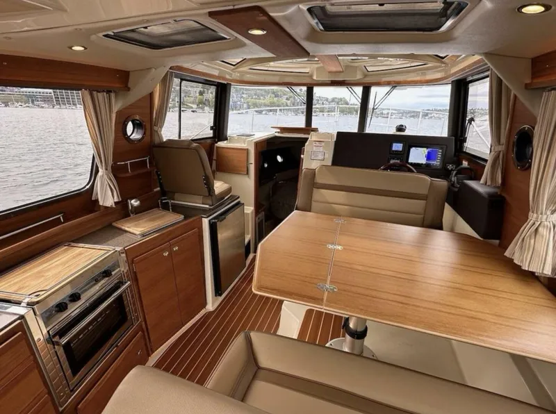 Slide: The Image of Ranger Tug R-29 S 2021 - 5863307