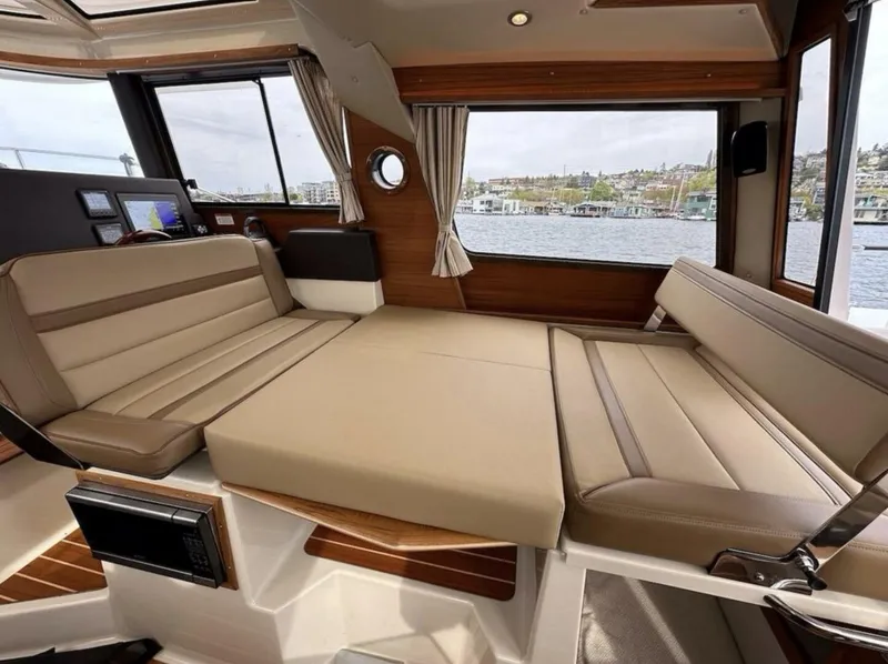 Slide: The Image of Ranger Tug R-29 S 2021 - 5863314