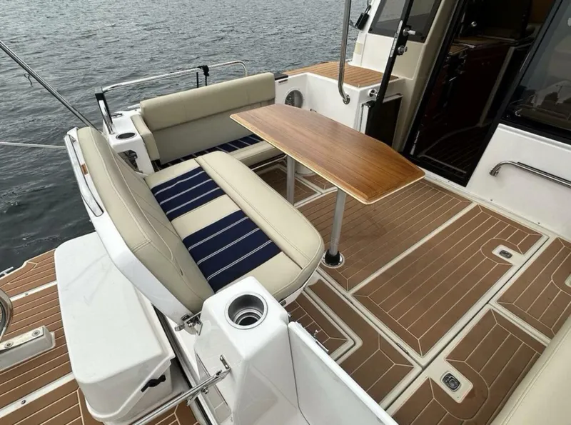 Slide: The Image of Ranger Tug R-29 S 2021 - 5863292