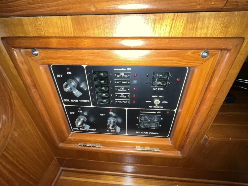 Slide: The Image of Hylas 49 2004 - 5863615