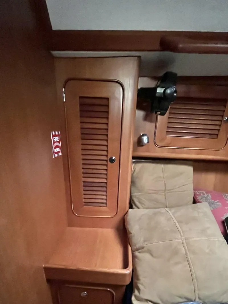 Slide: The Image of Hylas 49 2004 - 5863621