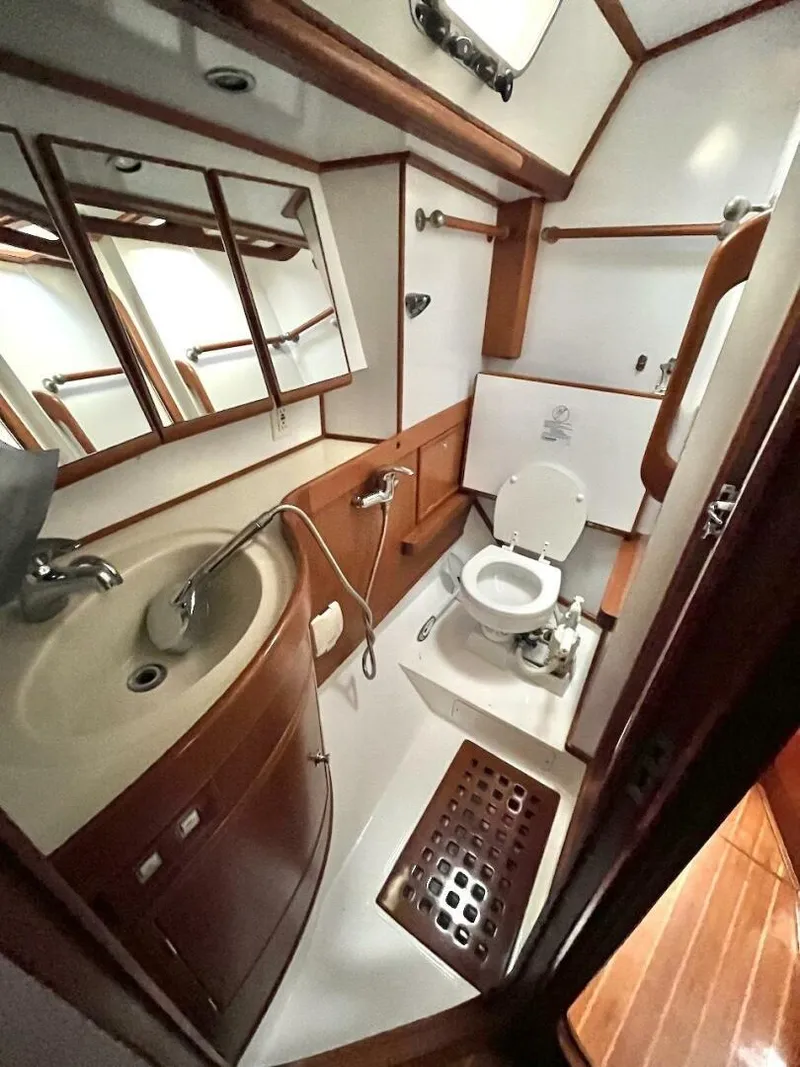 Slide: The Image of Hylas 49 2004 - 5863623