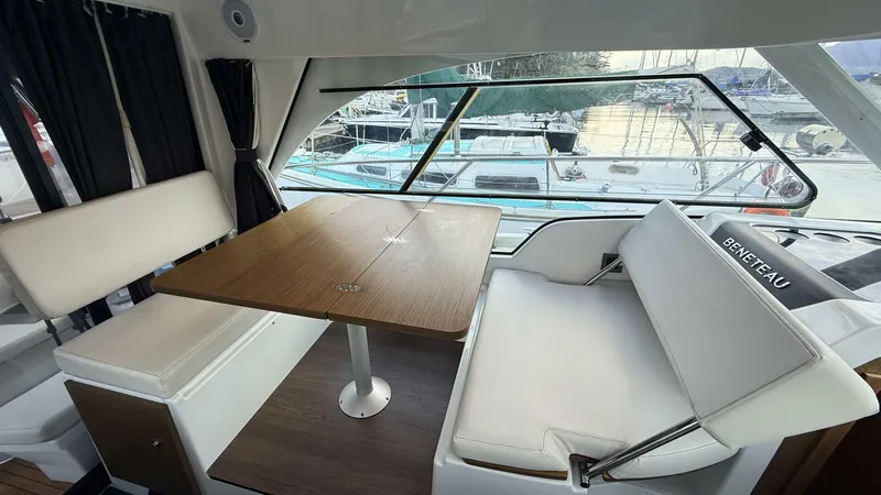 Slide: The Image of Beneteau Antares 27 2020 - 5863761