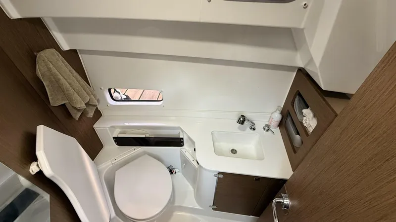 Slide: The Image of Beneteau Antares 27 2020 - 5863765