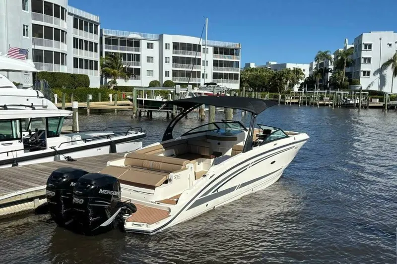 The Image of Sea Ray SDX 290 Outboard 2017 - 5863910