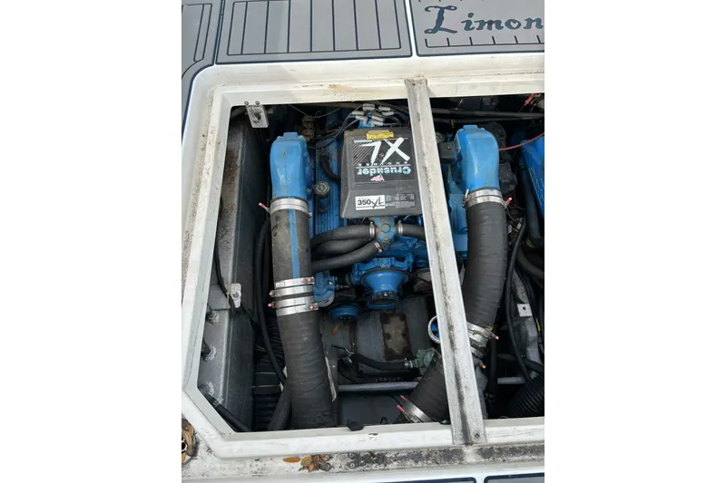 Slide: The Image of Carver 320 Voyager 1996 - 5864014