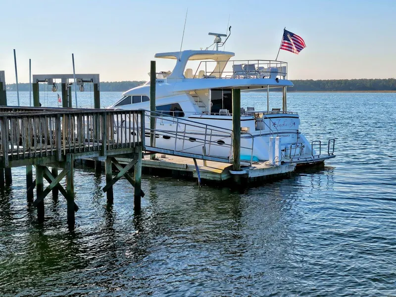 Slide: The Image of Johnson Flybridge 2003 - 5898111