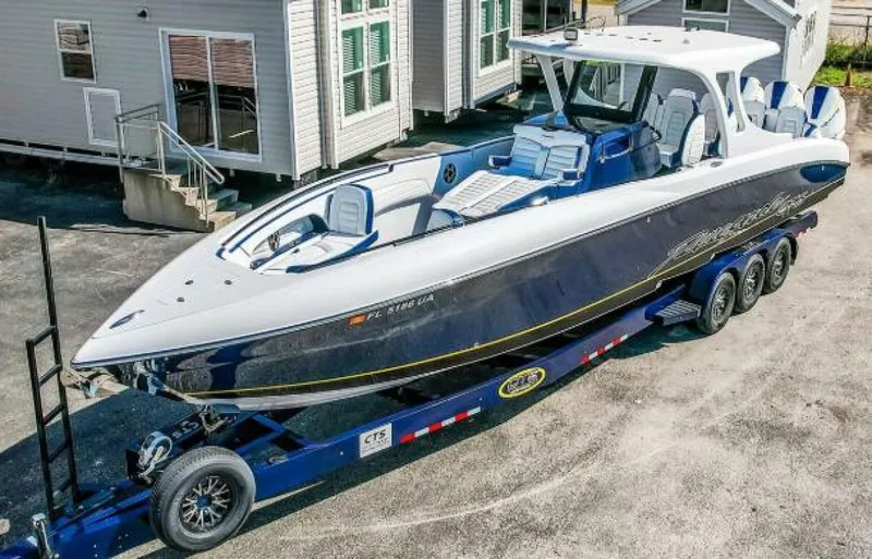 Slide: The Image of Renegade 38GTS 2026 - 5864495