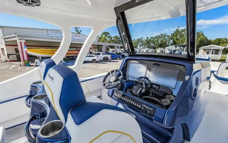 Slide: The Image of Renegade 38GTS 2026 - 5864498