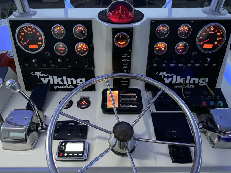 Slide: The Image of Viking 48 Motor Yacht 1987 - 5865020