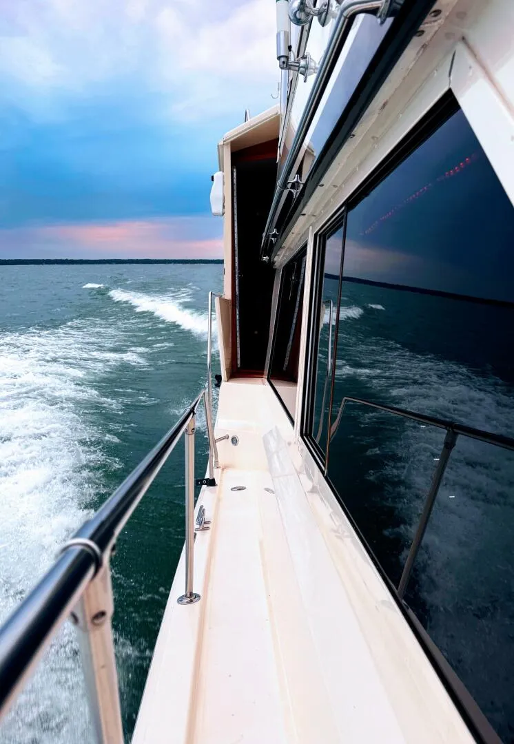 Slide: The Image of Viking 48 Motor Yacht 1987 - 5865033