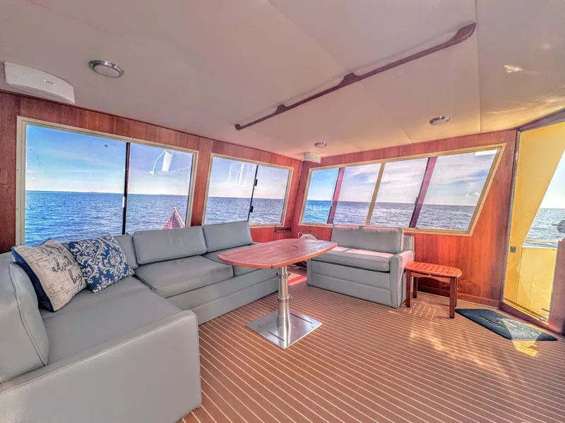 Slide: The Image of Viking 48 Motor Yacht 1987 - 7159031
