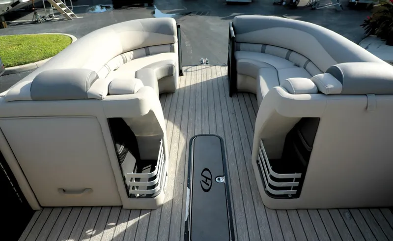 Slide: The Image of Harris 250 2020 - 5864680