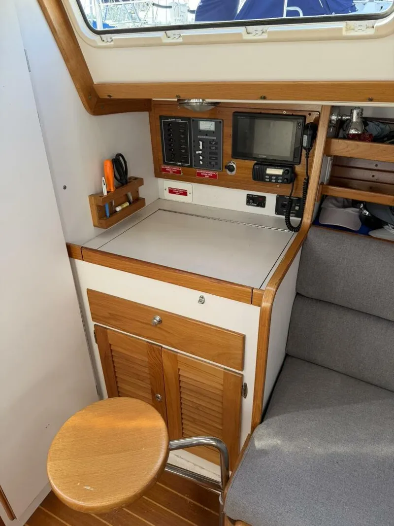 Slide: The Image of J/32 Nav Station - 5868080